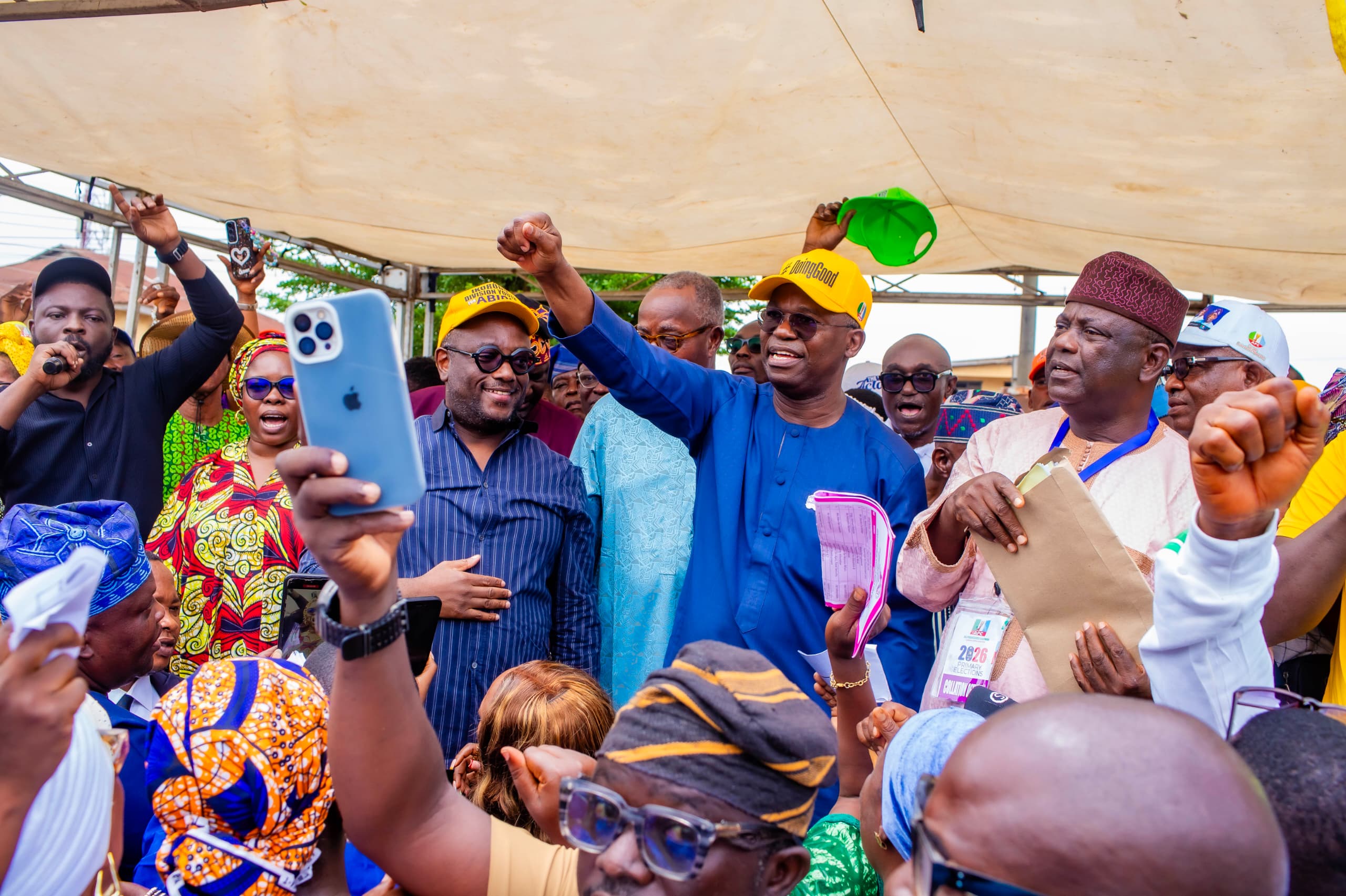 senatorAbiruAPC_7.jpg