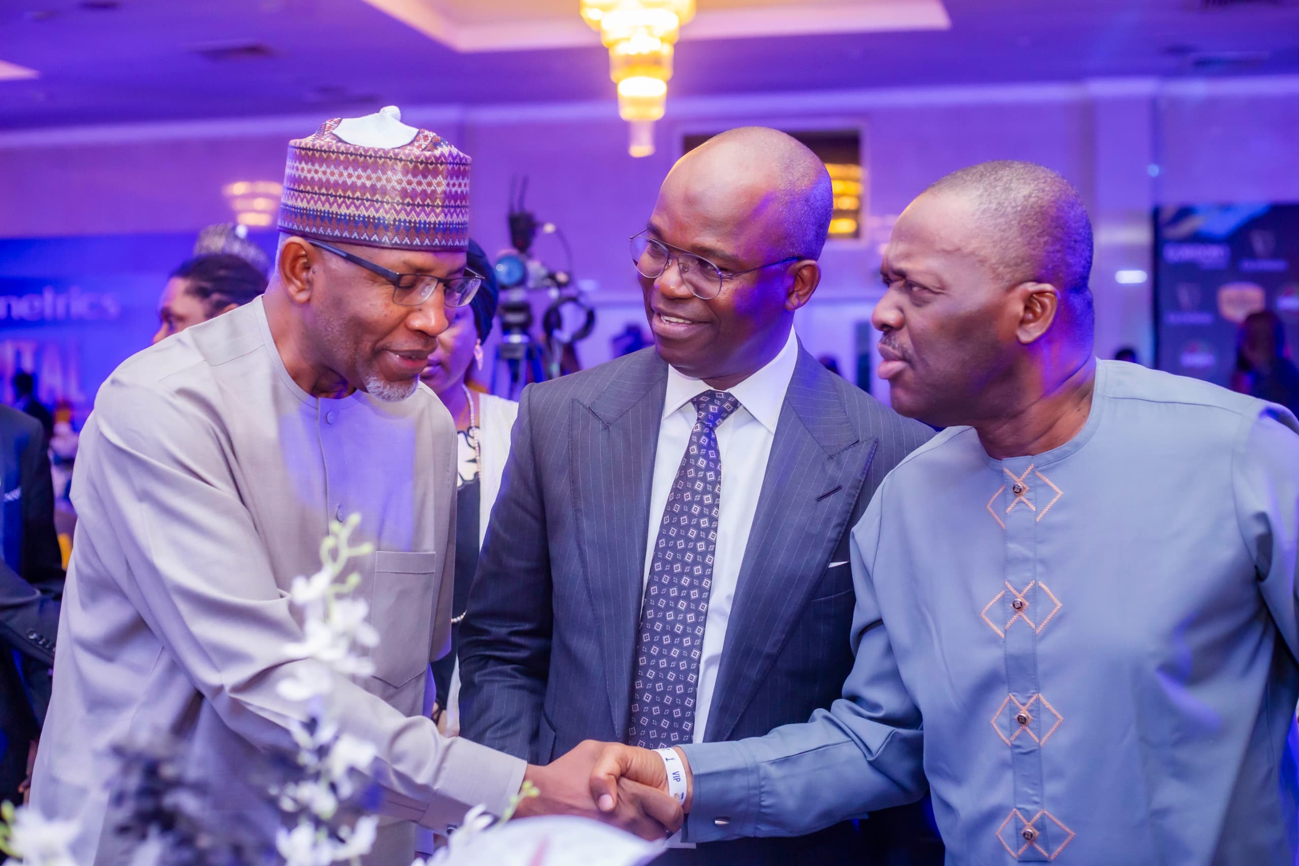 senatorAbiru_capitalMarketAward_3.jpg